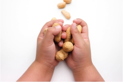 3 Reasons why you should wait before you introduce peanuts to your child!